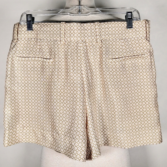 Chloe hi waist silk print pleated shorts 40 - Picture 2 of 7